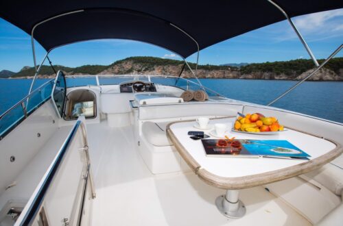 FAIRLINE10